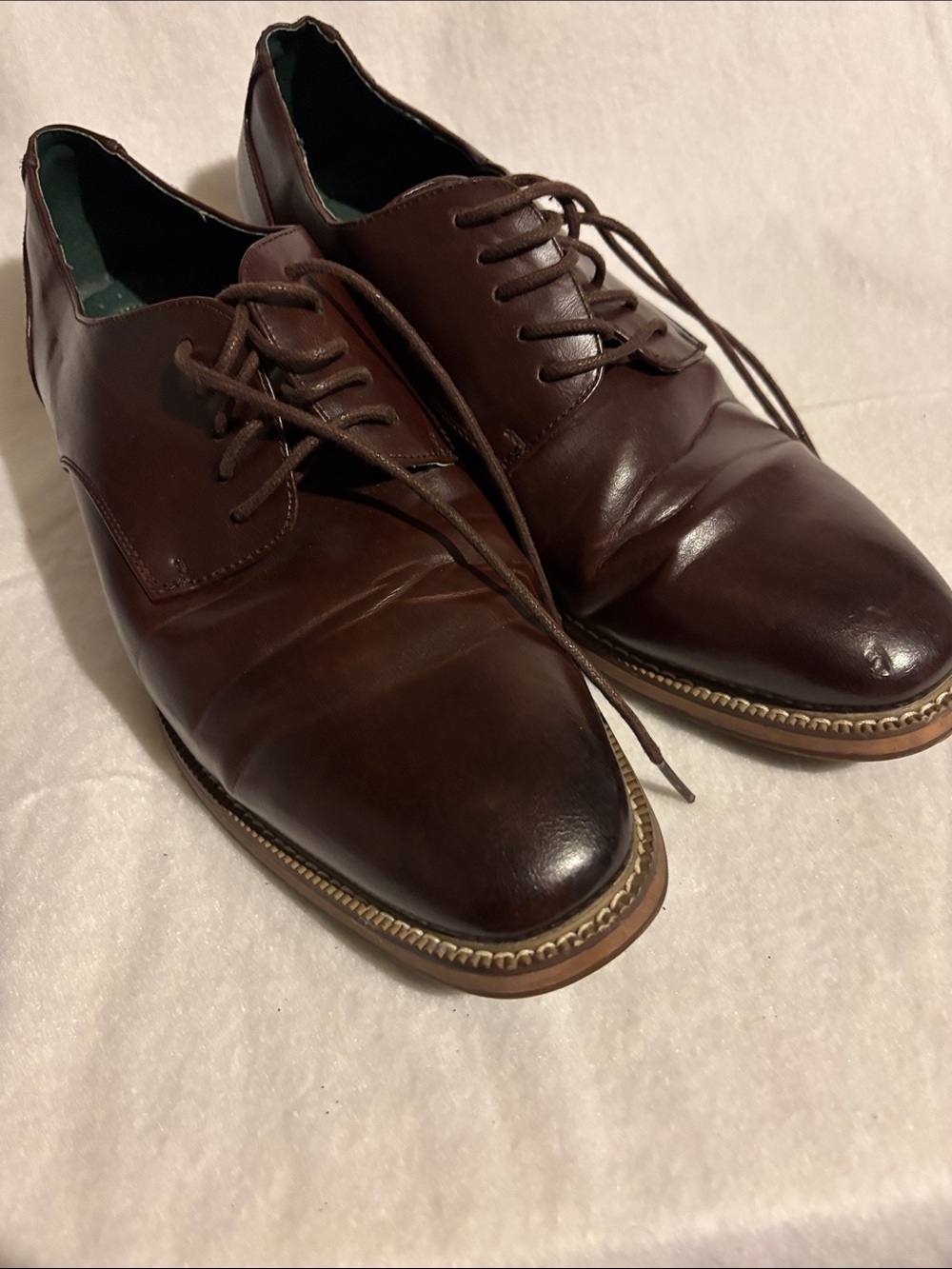 Men’s Dark Brown Leather Derby Shoes — Classic Lace-Up Comfort